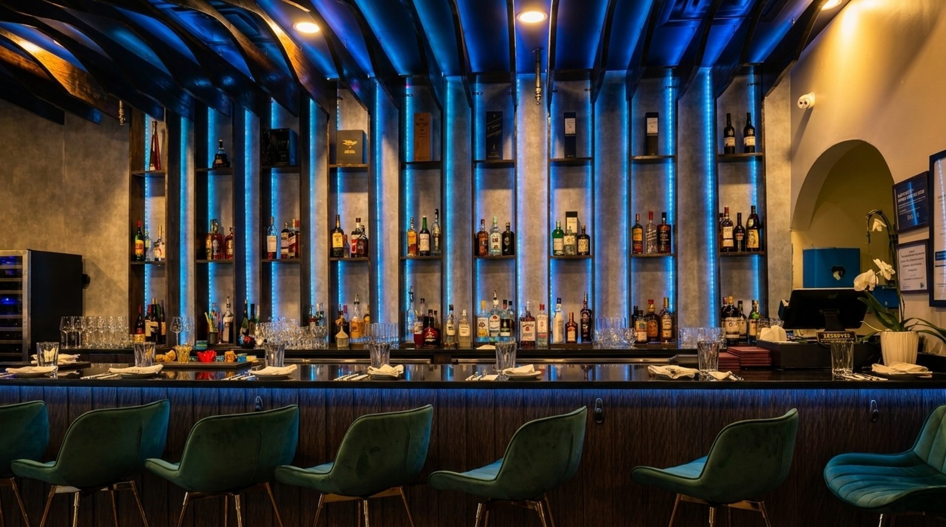 A Full Bar Worth Lingering At